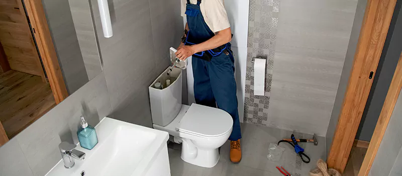 Plumber For Toilet Repair in Courtice, ON